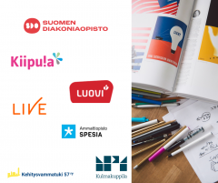 Kuva, jossa oikealla oppikirja ja erilaisia kyniä. Vasemmalla puolella oppilaitosten logoja.